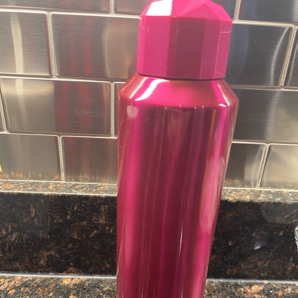 Starbucks 2021 Holiday Collection Hot Pink SS tumbler 20oz